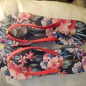 Tommy Bahama Women's Floral Flip Flops - Pink